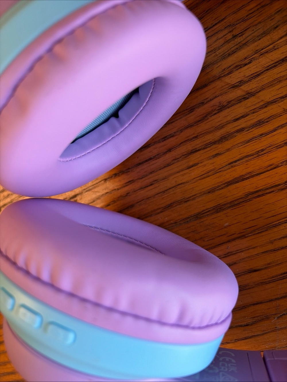 Wireless Over-Ear Headphones in Lavender and Teal - Unbranded
